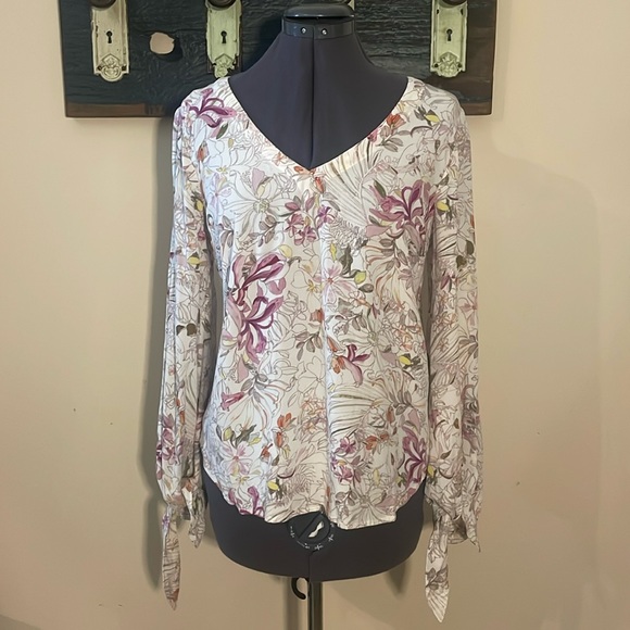 Maeve Anthropologie Floral Blouse Size Small - Picture 3 of 16